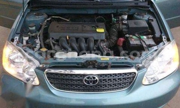Sayi Na hannu Toyota Corolla Azurfa Mota in Accra a Greater Accra Sayi Na hannu Toyota Corolla Azurfa Mota in Accra a Greater Accra