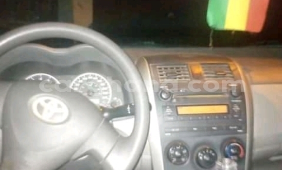 Sayi Na hannu Toyota Corolla Red Mota in Accra a Greater Accra Sayi Na hannu Toyota Corolla Red Mota in Accra a Greater Accra