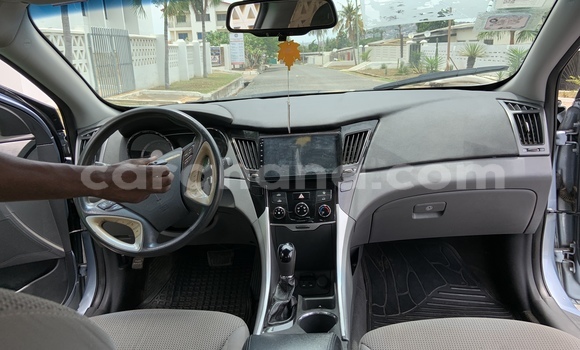 Buy Used Hyundai Sonata Blue Car in Accra in Greater Accra Buy Used Hyundai Sonata Blue Car in Accra in Greater Accra