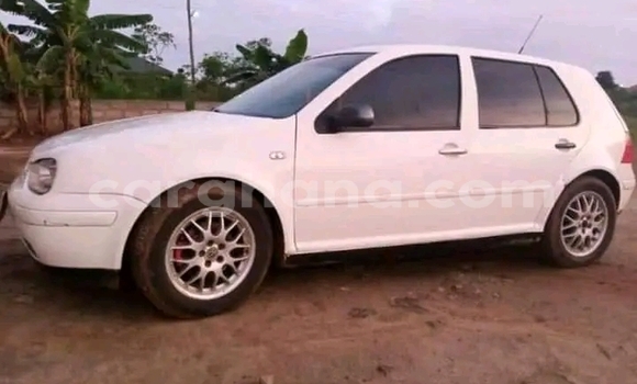 Sayi Na hannu Volkswagen Golf White Mota in Accra a Greater Accra Sayi Na hannu Volkswagen Golf White Mota in Accra a Greater Accra