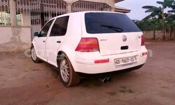 Sayi Na hannu Volkswagen Golf White Mota in Accra a Greater Accra Sayi Na hannu Volkswagen Golf White Mota in Accra a Greater Accra