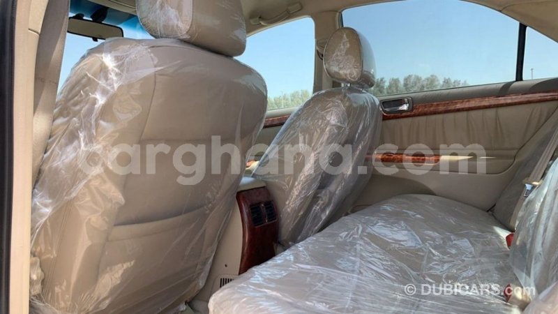 Big with watermark toyota camry ashanti import dubai 42896