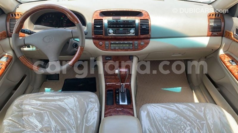 Big with watermark toyota camry ashanti import dubai 42896