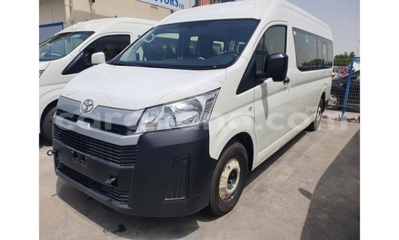 Sayi Imported Toyota Hiace White Mota in Import - Dubai a Ashanti