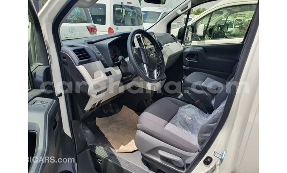 Sayi Imported Toyota Hiace White Mota in Import - Dubai a Ashanti Sayi Imported Toyota Hiace White Mota in Import - Dubai a Ashanti