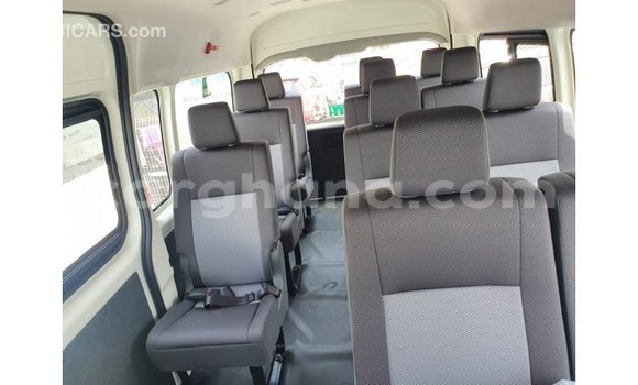 Sayi Imported Toyota Hiace White Mota in Import - Dubai a Ashanti Sayi Imported Toyota Hiace White Mota in Import - Dubai a Ashanti