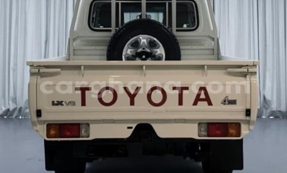 Sayi Na hannu Toyota Land Cruiser White Mota in Ada Foah a Greater Accra Sayi Na hannu Toyota Land Cruiser White Mota in Ada Foah a Greater Accra