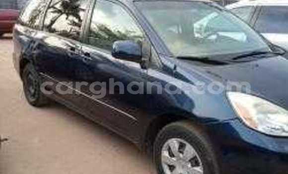 Buy Used Toyota Sienna Blue Car in Accra in Greater Accra Buy Used Toyota Sienna Blue Car in Accra in Greater Accra