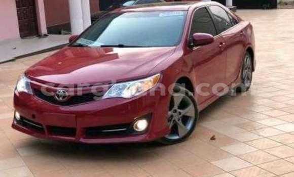 Sayi Na hannu Toyota Camry Red Mota in Accra a Greater Accra