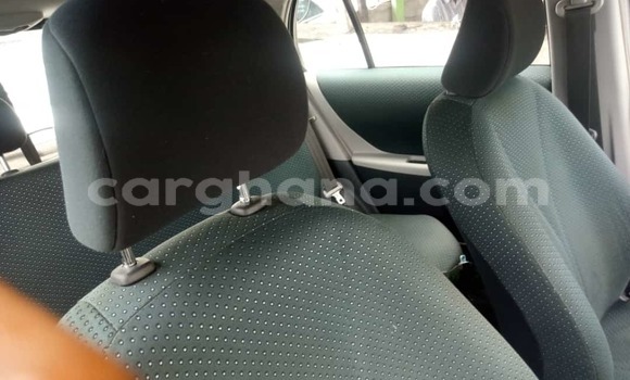 Ra Àlòkù Toyota Yaris Silver Ọkọ̀ in Sekondi–Takoradi Metropolitan ni Oorun Ra Àlòkù Toyota Yaris Silver Ọkọ̀ in Sekondi–Takoradi Metropolitan ni Oorun