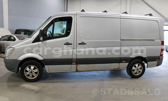 Sayi Imported Mercedes‒Benz 300CD Azurfa Mota in Accra a Greater Accra Sayi Imported Mercedes‒Benz 300CD Azurfa Mota in Accra a Greater Accra
