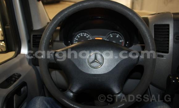 Sayi Imported Mercedes‒Benz 300CD Azurfa Mota in Accra a Greater Accra Sayi Imported Mercedes‒Benz 300CD Azurfa Mota in Accra a Greater Accra