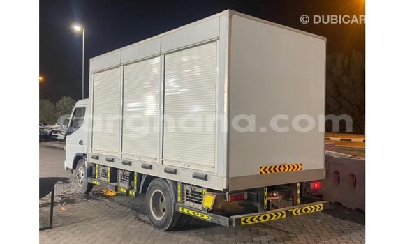 Ra Imported Mitsubishi i funfun Ọkọ̀ in Import - Dubai ni Ashanti Ra Imported Mitsubishi i funfun Ọkọ̀ in Import - Dubai ni Ashanti