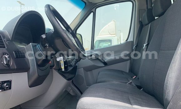 Sayi Imported Mercedes-Benz A200 White Mota in Import - Dubai a Ashanti Sayi Imported Mercedes-Benz A200 White Mota in Import - Dubai a Ashanti