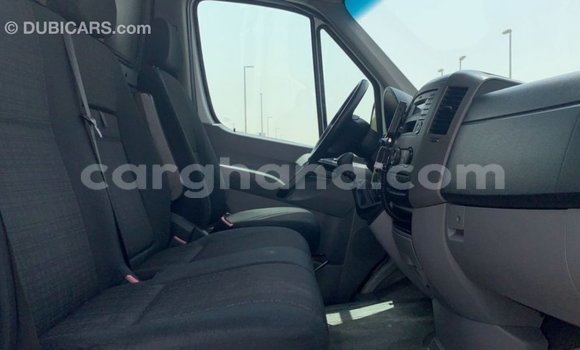 Sayi Imported Mercedes-Benz A200 White Mota in Import - Dubai a Ashanti Sayi Imported Mercedes-Benz A200 White Mota in Import - Dubai a Ashanti