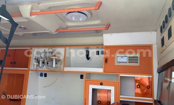 Sayi Imported Mercedes-Benz A200 White Mota in Import - Dubai a Ashanti Sayi Imported Mercedes-Benz A200 White Mota in Import - Dubai a Ashanti