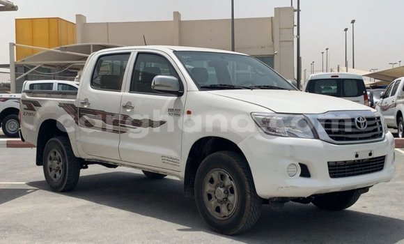 Ra Imported Toyota Hilux funfun Ọkọ̀ in Import - Dubai ni Ashanti Ra Imported Toyota Hilux funfun Ọkọ̀ in Import - Dubai ni Ashanti