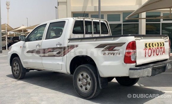 Ra Imported Toyota Hilux funfun Ọkọ̀ in Import - Dubai ni Ashanti Ra Imported Toyota Hilux funfun Ọkọ̀ in Import - Dubai ni Ashanti