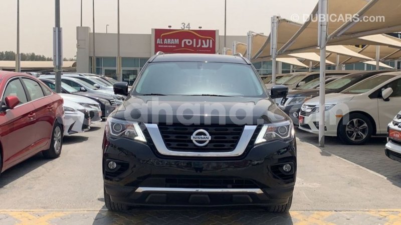 Big with watermark nissan pathfinder ashanti import dubai 42982