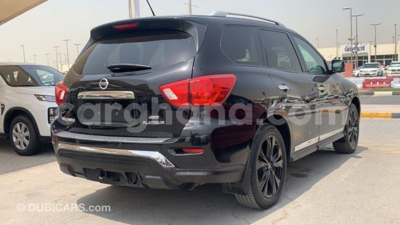 Big with watermark nissan pathfinder ashanti import dubai 42982