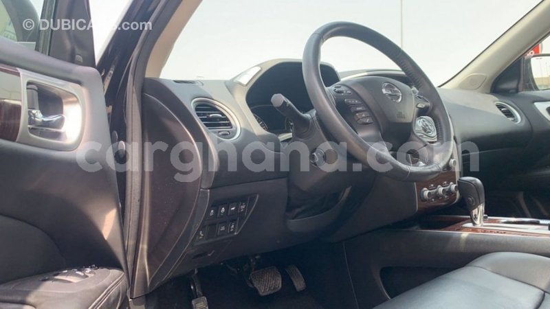 Big with watermark nissan pathfinder ashanti import dubai 42982