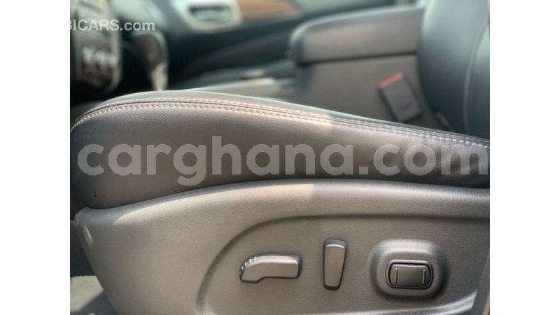 Big with watermark nissan pathfinder ashanti import dubai 42982