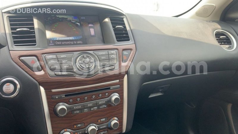 Big with watermark nissan pathfinder ashanti import dubai 42982