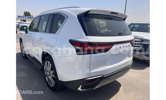 Sayi Imported Lexus LX White Mota in Import - Dubai a Ashanti Sayi Imported Lexus LX White Mota in Import - Dubai a Ashanti