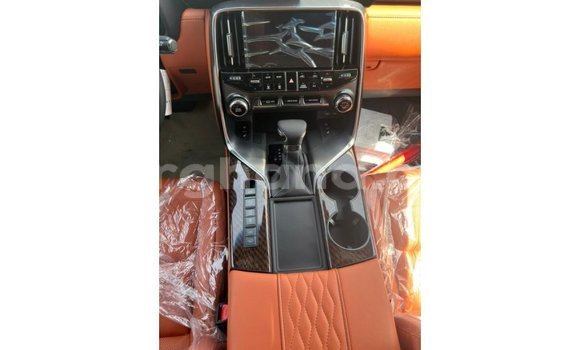 Sayi Imported Lexus LX White Mota in Import - Dubai a Ashanti Sayi Imported Lexus LX White Mota in Import - Dubai a Ashanti