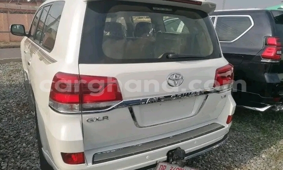 Buy Used Toyota Land Cruiser White Car in Accra in Greater Accra Buy Used Toyota Land Cruiser White Car in Accra in Greater Accra