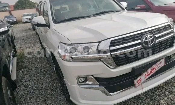 Buy Used Toyota Land Cruiser White Car in Accra in Greater Accra Buy Used Toyota Land Cruiser White Car in Accra in Greater Accra