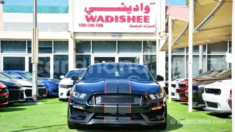 Big with watermark ford mustang ashanti import dubai 43002