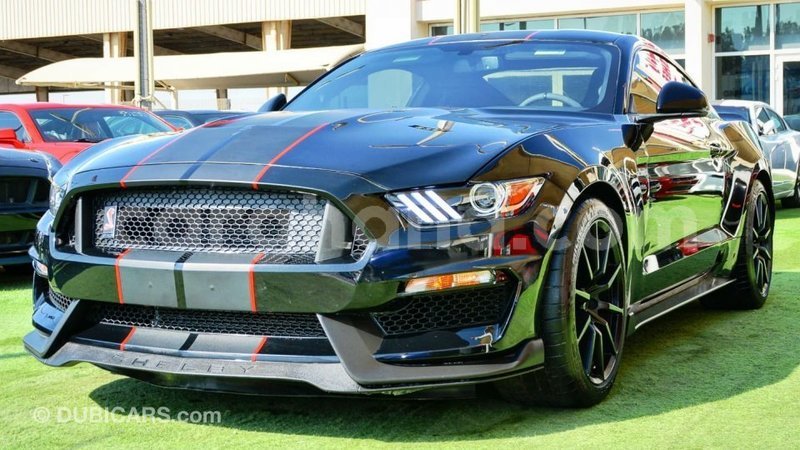 Big with watermark ford mustang ashanti import dubai 43002