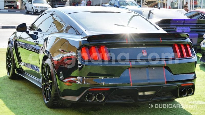 Big with watermark ford mustang ashanti import dubai 43002