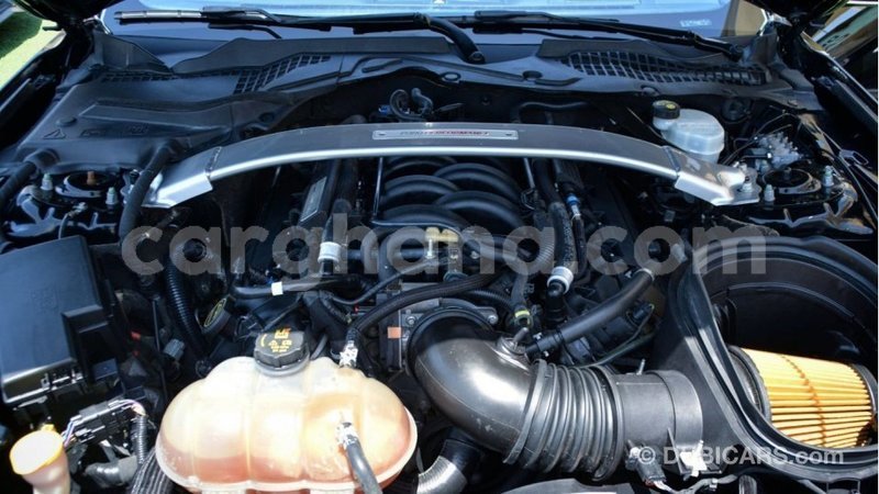 Big with watermark ford mustang ashanti import dubai 43002