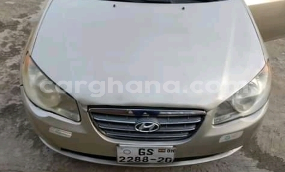 Sayi Na hannu Hyundai Accent Azurfa Mota in Accra a Greater Accra