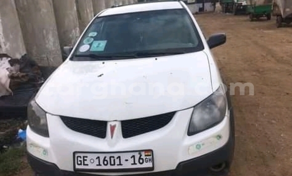 Ra Àlòkù Pontiac Vibe funfun Ọkọ̀ in Accra ni Greater Accra
