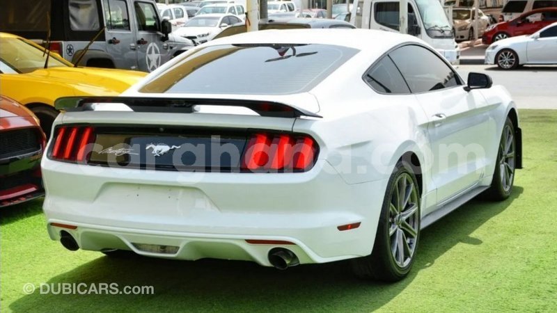 Big with watermark ford mustang ashanti import dubai 43020