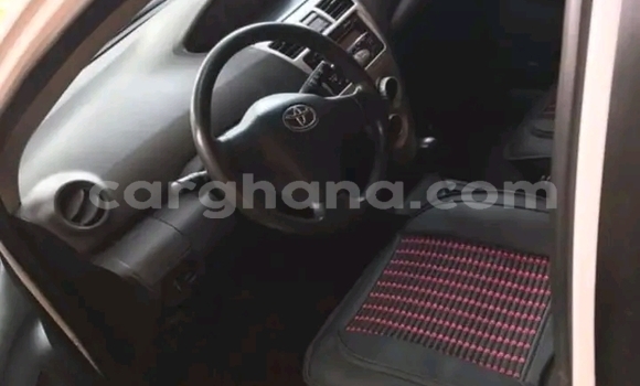 Ra Àlòkù Toyota Yaris Miiran Ọkọ̀ in Accra ni Greater Accra Ra Àlòkù Toyota Yaris Miiran Ọkọ̀ in Accra ni Greater Accra