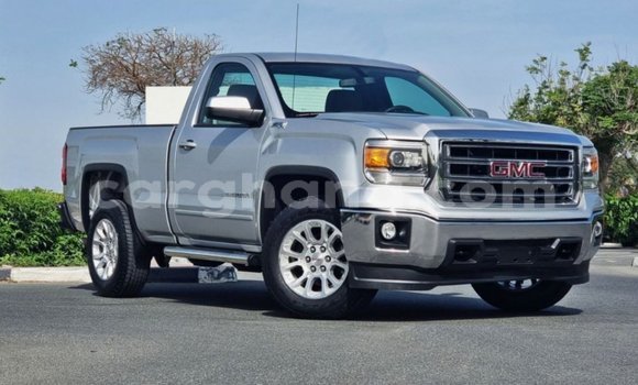 Ra Imported GMC Sierra Miiran Ọkọ̀ in Import - Dubai ni Ashanti
