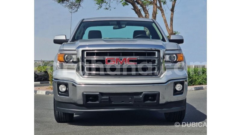 Big with watermark gmc sierra ashanti import dubai 43041