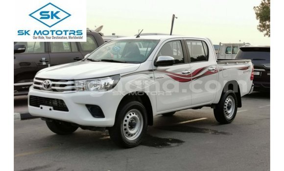Buy Import Toyota Hilux White Car in Import - Dubai in Ashanti Buy Import Toyota Hilux White Car in Import - Dubai in Ashanti