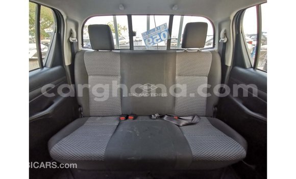 Buy Import Toyota Hilux White Car in Import - Dubai in Ashanti Buy Import Toyota Hilux White Car in Import - Dubai in Ashanti