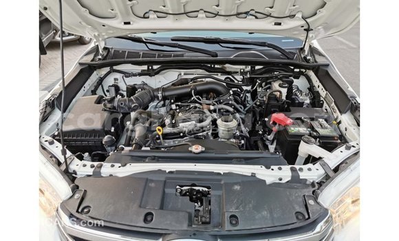 Buy Import Toyota Hilux White Car in Import - Dubai in Ashanti Buy Import Toyota Hilux White Car in Import - Dubai in Ashanti