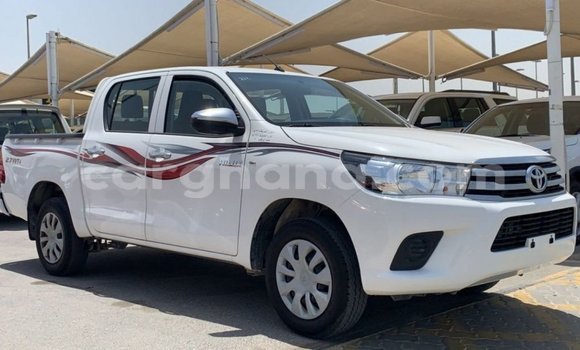 Ra Imported Toyota Hilux funfun Ọkọ̀ in Import - Dubai ni Ashanti Ra Imported Toyota Hilux funfun Ọkọ̀ in Import - Dubai ni Ashanti