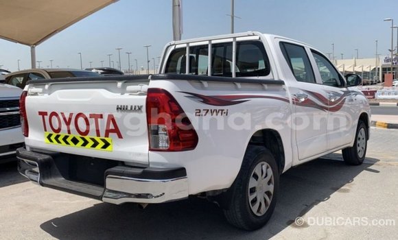 Ra Imported Toyota Hilux funfun Ọkọ̀ in Import - Dubai ni Ashanti Ra Imported Toyota Hilux funfun Ọkọ̀ in Import - Dubai ni Ashanti
