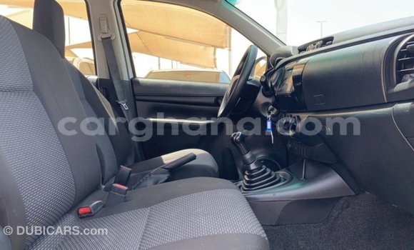 Ra Imported Toyota Hilux funfun Ọkọ̀ in Import - Dubai ni Ashanti Ra Imported Toyota Hilux funfun Ọkọ̀ in Import - Dubai ni Ashanti