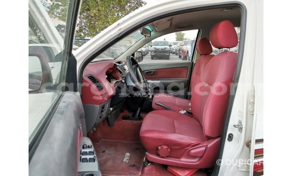 Buy Import Toyota Hilux White Car in Import - Dubai in Ashanti Buy Import Toyota Hilux White Car in Import - Dubai in Ashanti