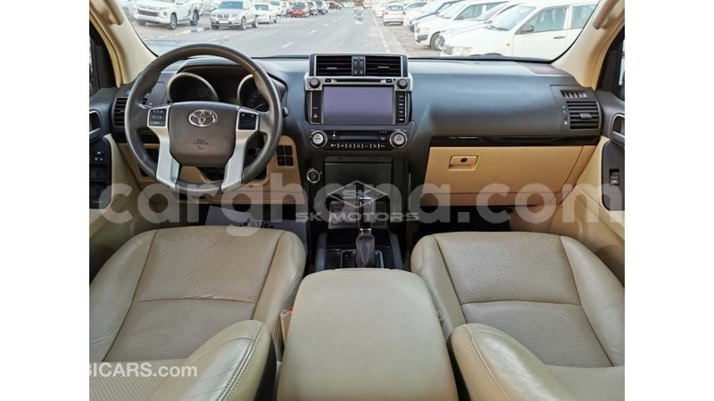 Big with watermark toyota prado ashanti import dubai 43079