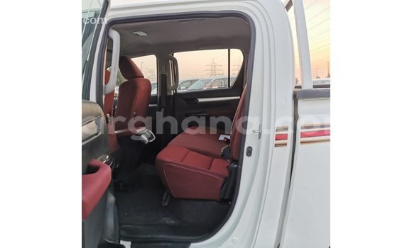 Ra Imported Toyota Hilux funfun Ọkọ̀ in Import - Dubai ni Ashanti Ra Imported Toyota Hilux funfun Ọkọ̀ in Import - Dubai ni Ashanti